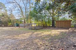 2243 Riverbank Drive photo 4