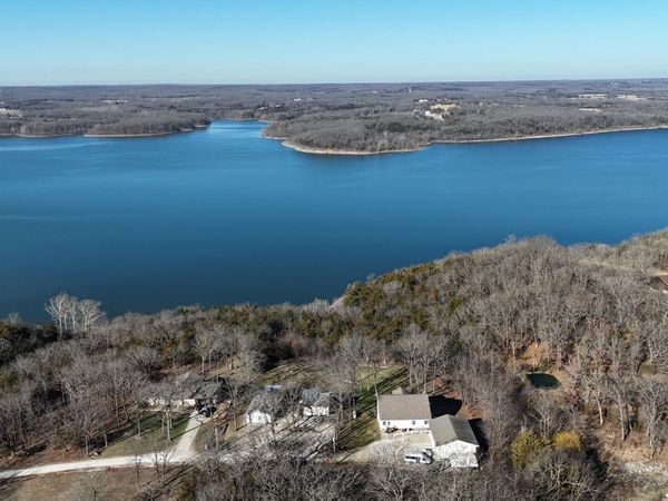 25266 Oakmont Road , Pittsburg, MO 65724