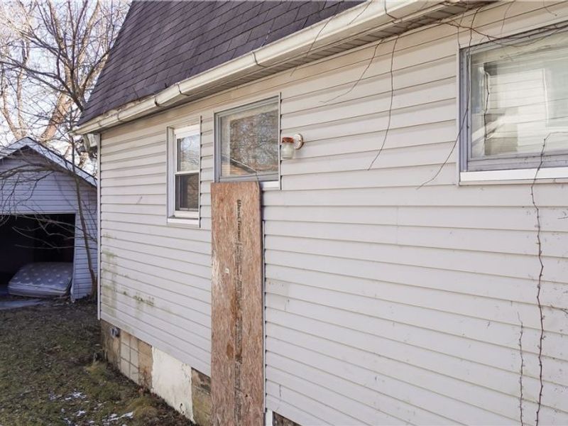 2407 Trussit Avenue, Youngstown, OH 44505 Photo 18