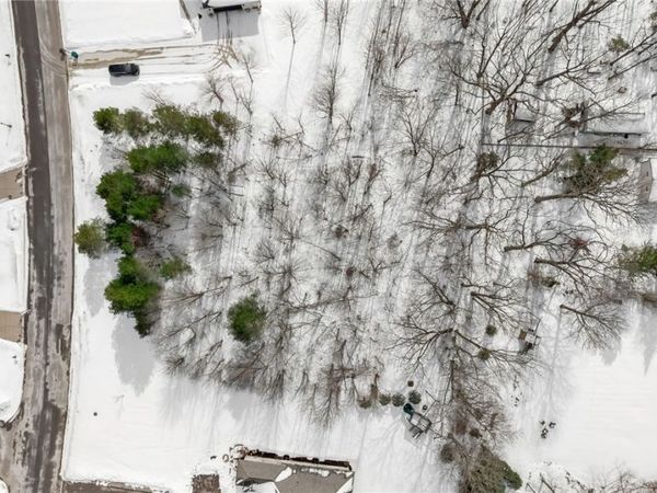 5120 Country Club, Lewiston, NY 14092