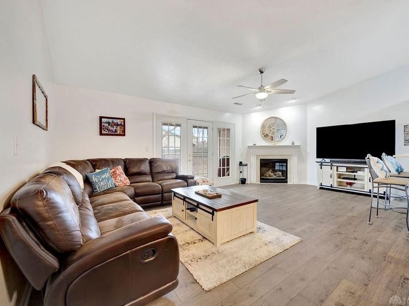 7893 Jessies Way, Fairfield Township, OH 45011 Photo 3