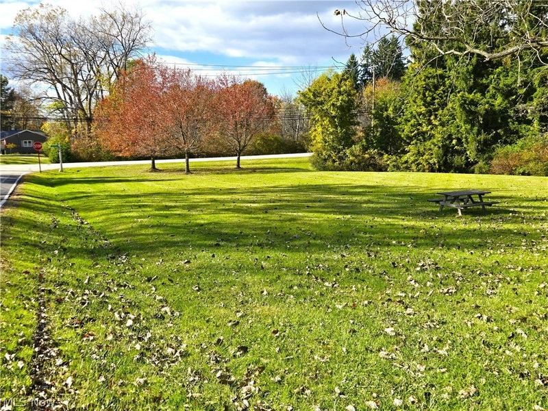 4639 Brainard Road, Chagrin Falls, OH 44022 Photo 10