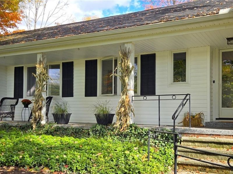 4639 Brainard Road, Chagrin Falls, OH 44022 Photo 3