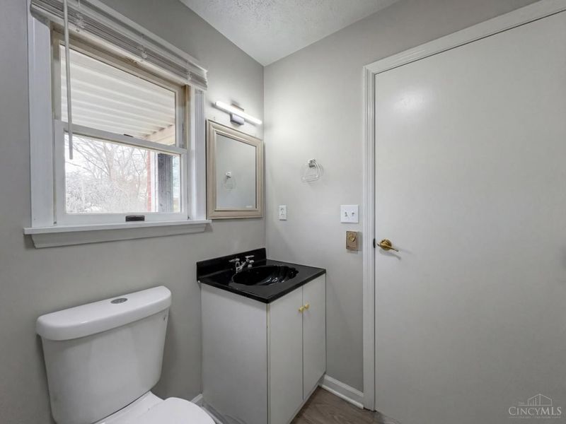 210 Littlebrook Drive, Fairfield, OH 45014 Photo 12