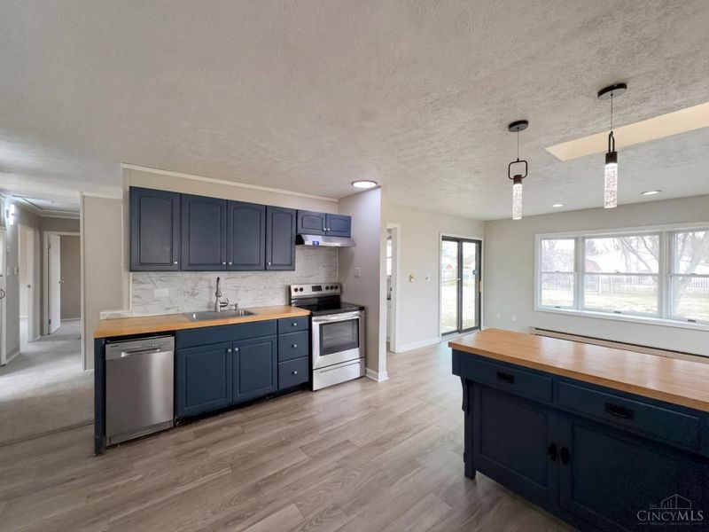 210 Littlebrook Drive, Fairfield, OH 45014 Photo 2