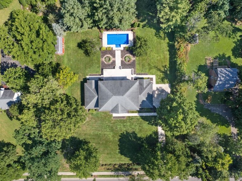 3590 Glendale Milford Road, Evendale, OH 45241 Photo 1