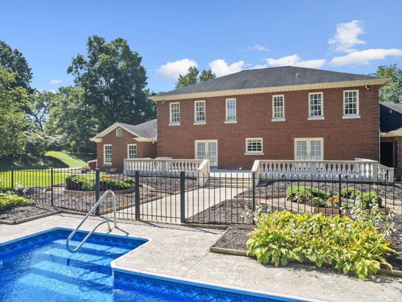 3590 Glendale Milford Road, Evendale, OH 45241 Photo 13