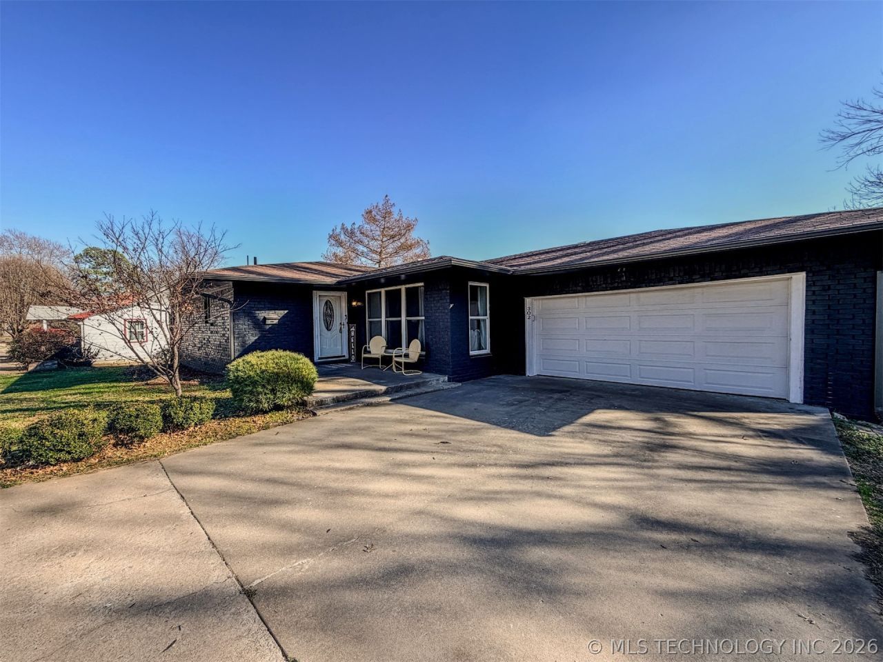 302 E Fuller Street, Tahlequah, OK 74464 Main Photo