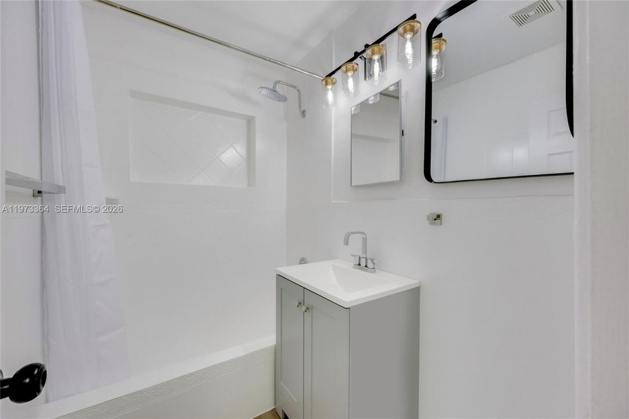 1529 NW 2nd Ave, Fort Lauderdale, FL 33311 Photo