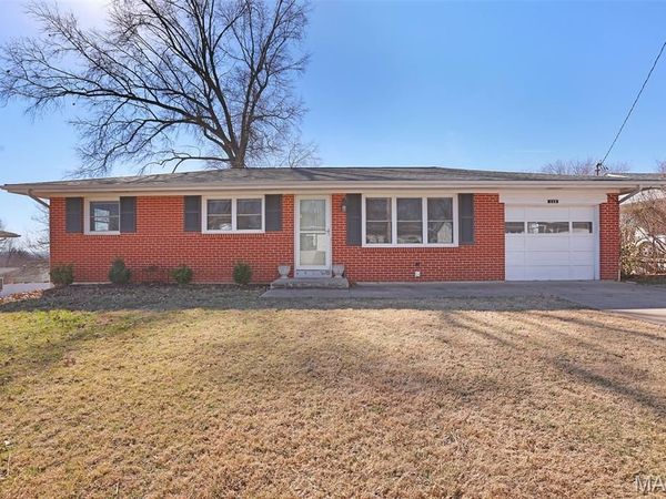 112 MacArthur Street , New Haven, MO 63068