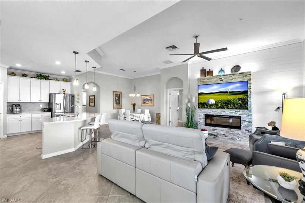 10498 Casella Way, Unit 202, Fort Myers, FL 33913 Photo
