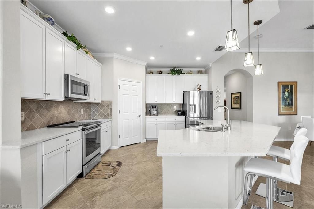10498 Casella Way, Unit 202, Fort Myers, FL 33913 Photo