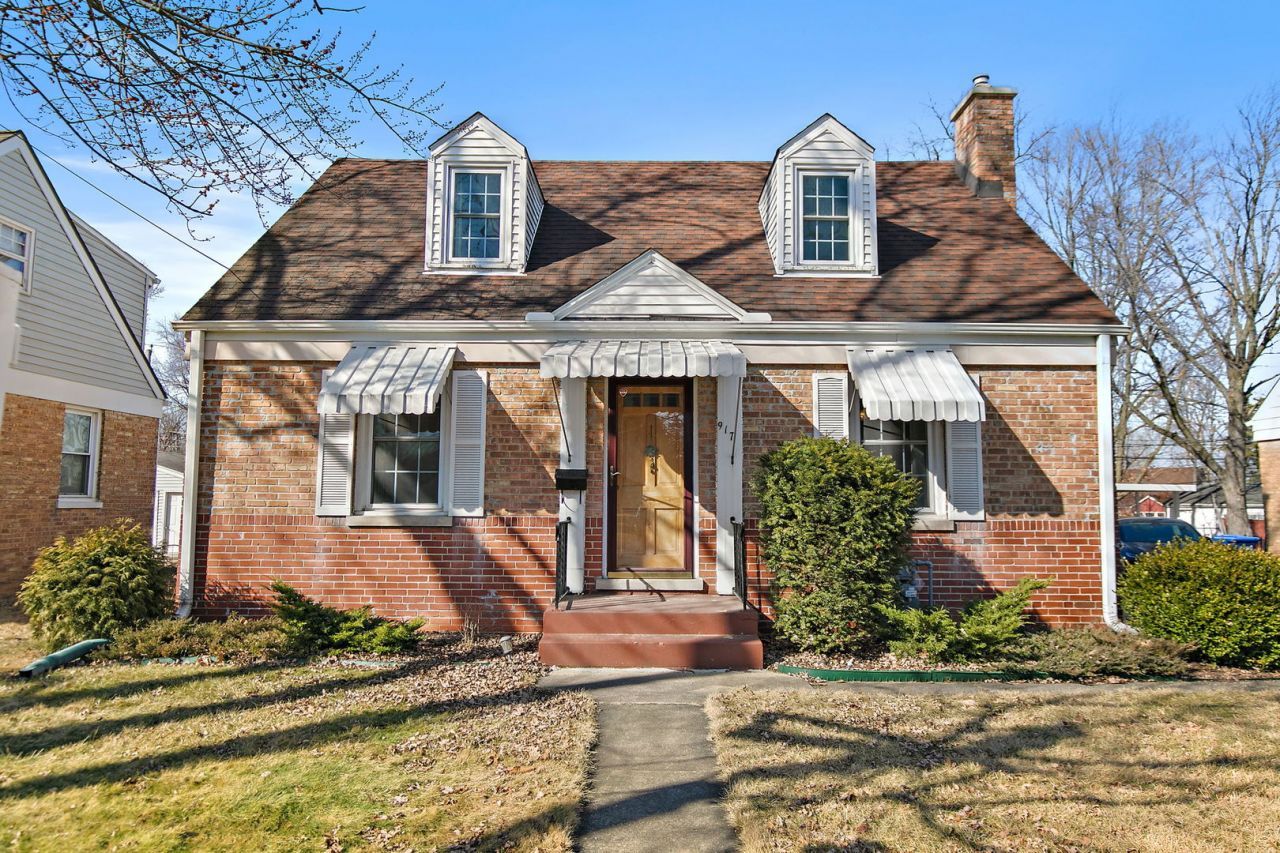 917 N 7th Street, DeKalb, IL 60115 Main Photo