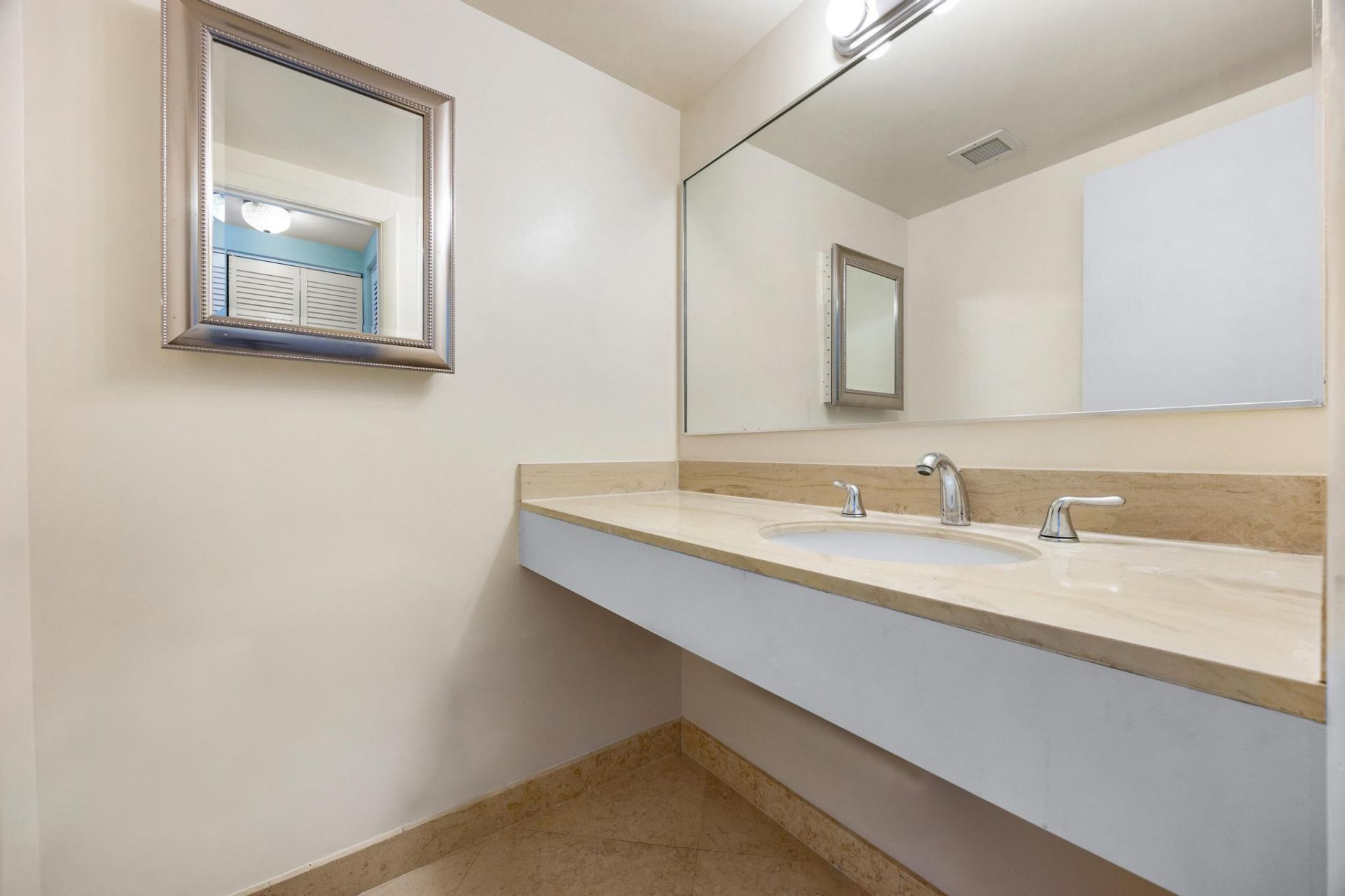 1950 S Ocean Drive, Unit PHB, Hallandale Beach, FL 33009 Photo