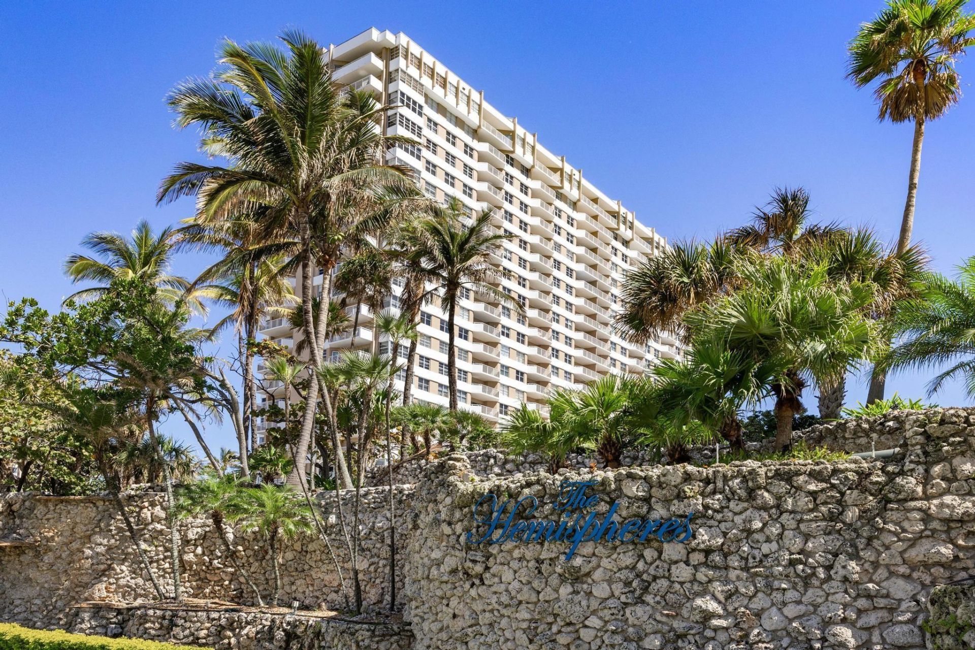 1950 S Ocean Drive, Unit PHB, Hallandale Beach, FL 33009 Photo