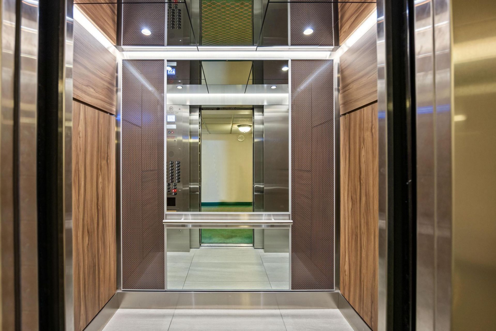 1950 S Ocean Drive, Unit PHB, Hallandale Beach, FL 33009 Photo