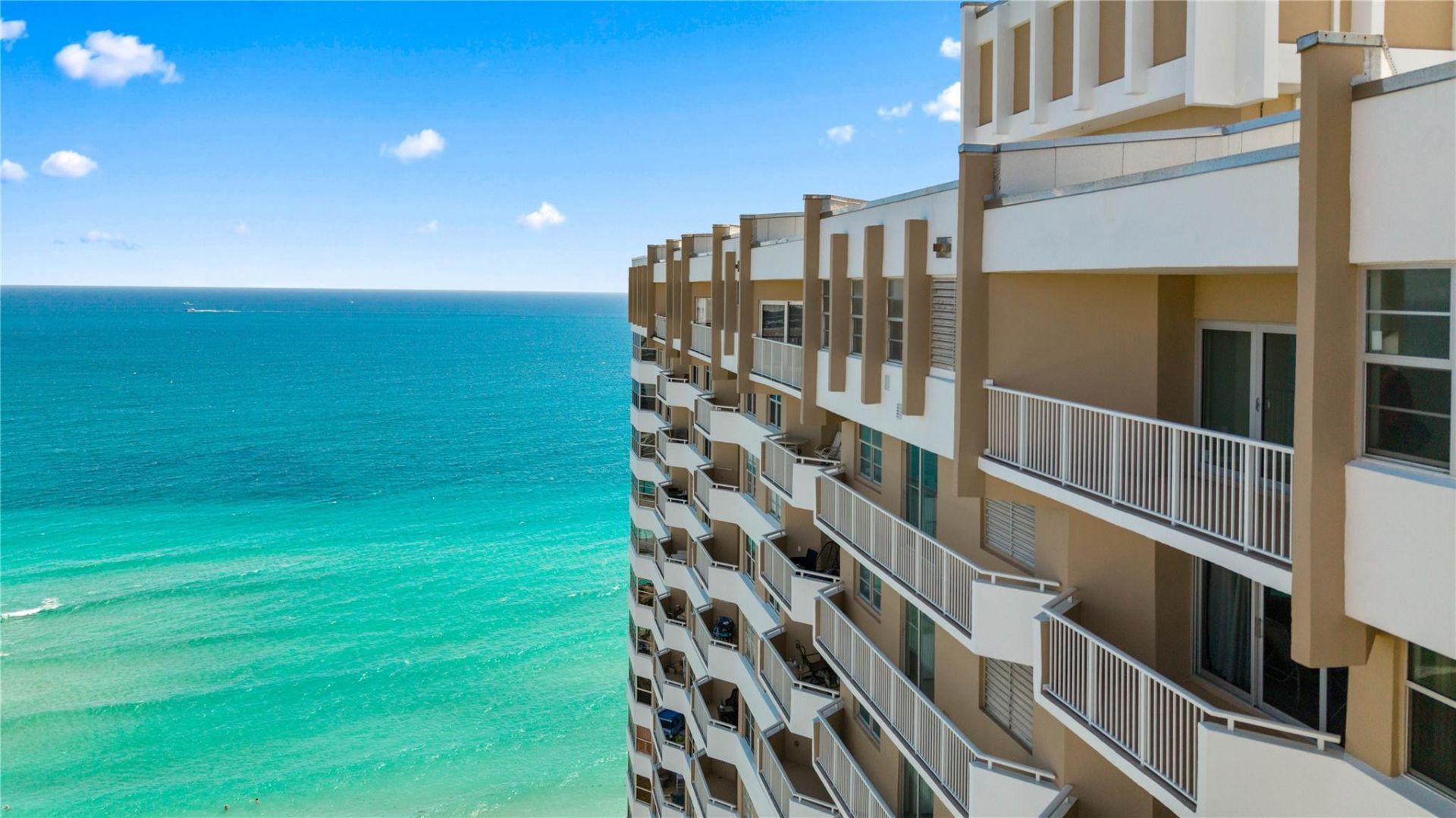 1950 S Ocean Drive, Unit PHB, Hallandale Beach, FL 33009 Photo