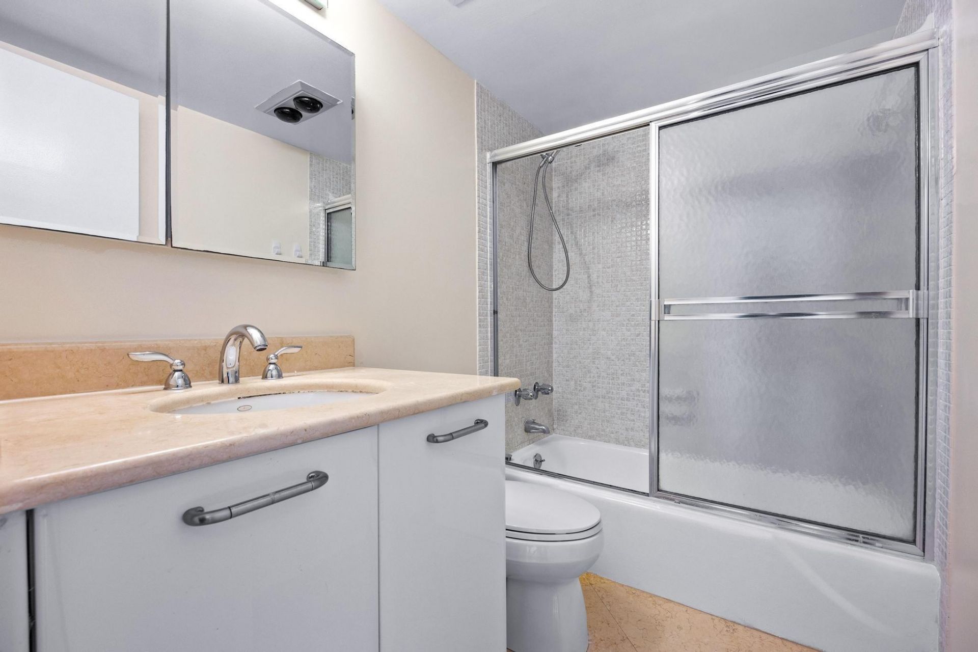 1950 S Ocean Drive, Unit PHB, Hallandale Beach, FL 33009 Photo