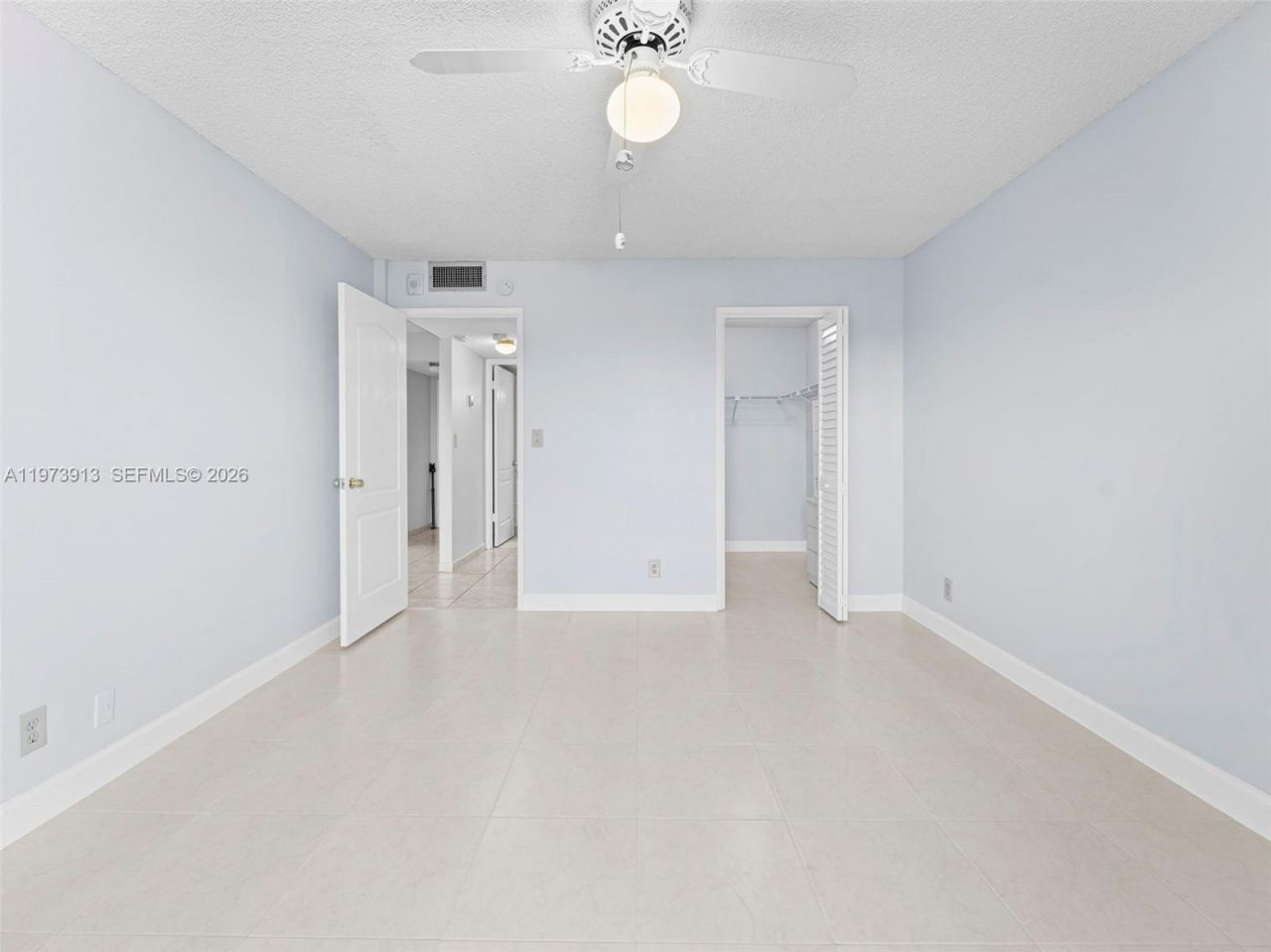8005 Lake Dr , Unit 408, Doral, FL 33166 Photo