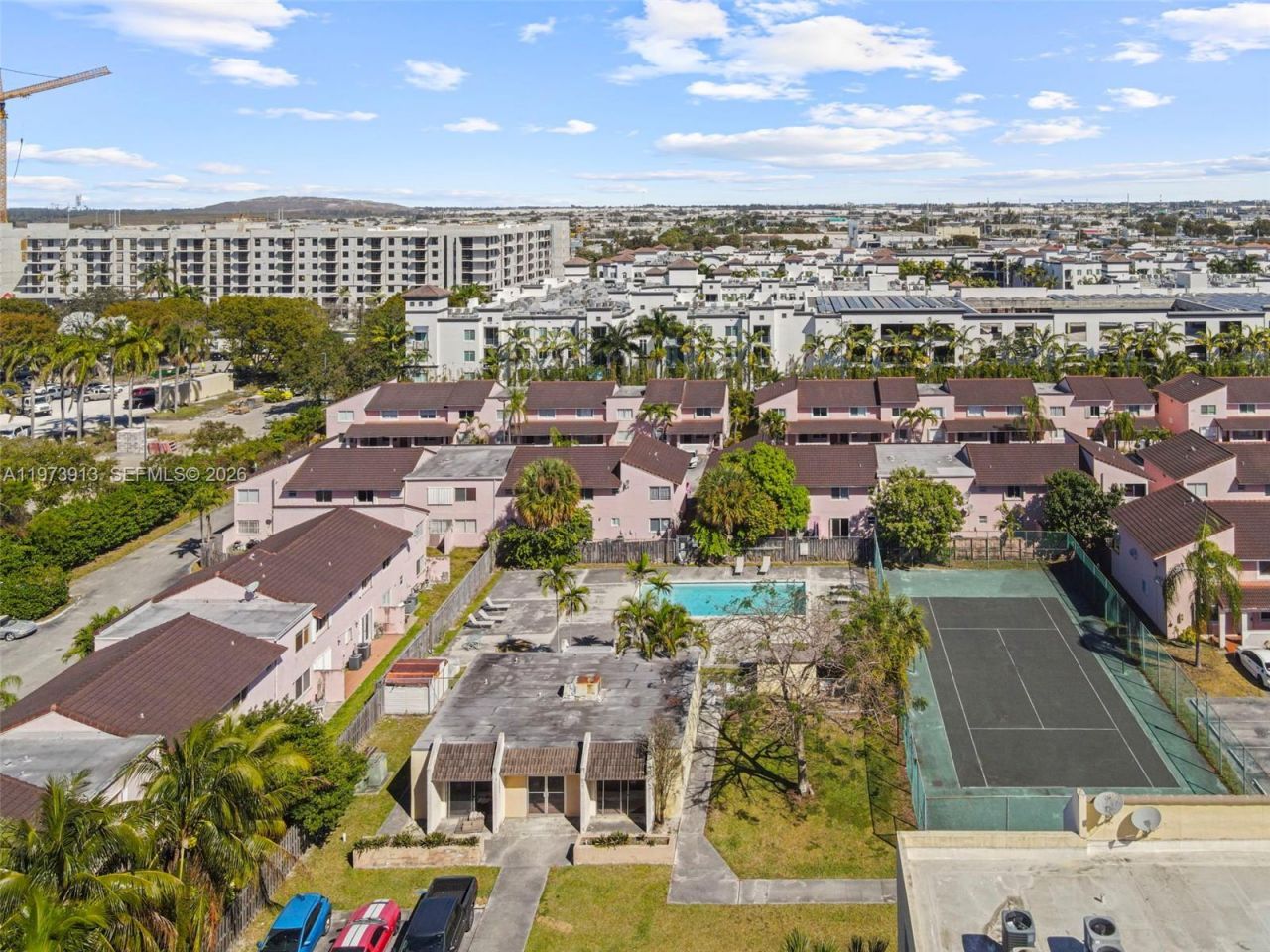 8005 Lake Dr , Unit 408, Doral, FL 33166 Photo