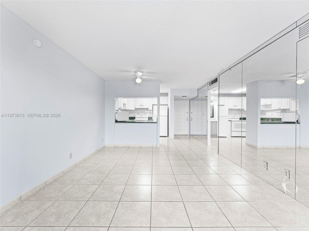 8005 Lake Dr , Unit 408, Doral, FL 33166 Photo