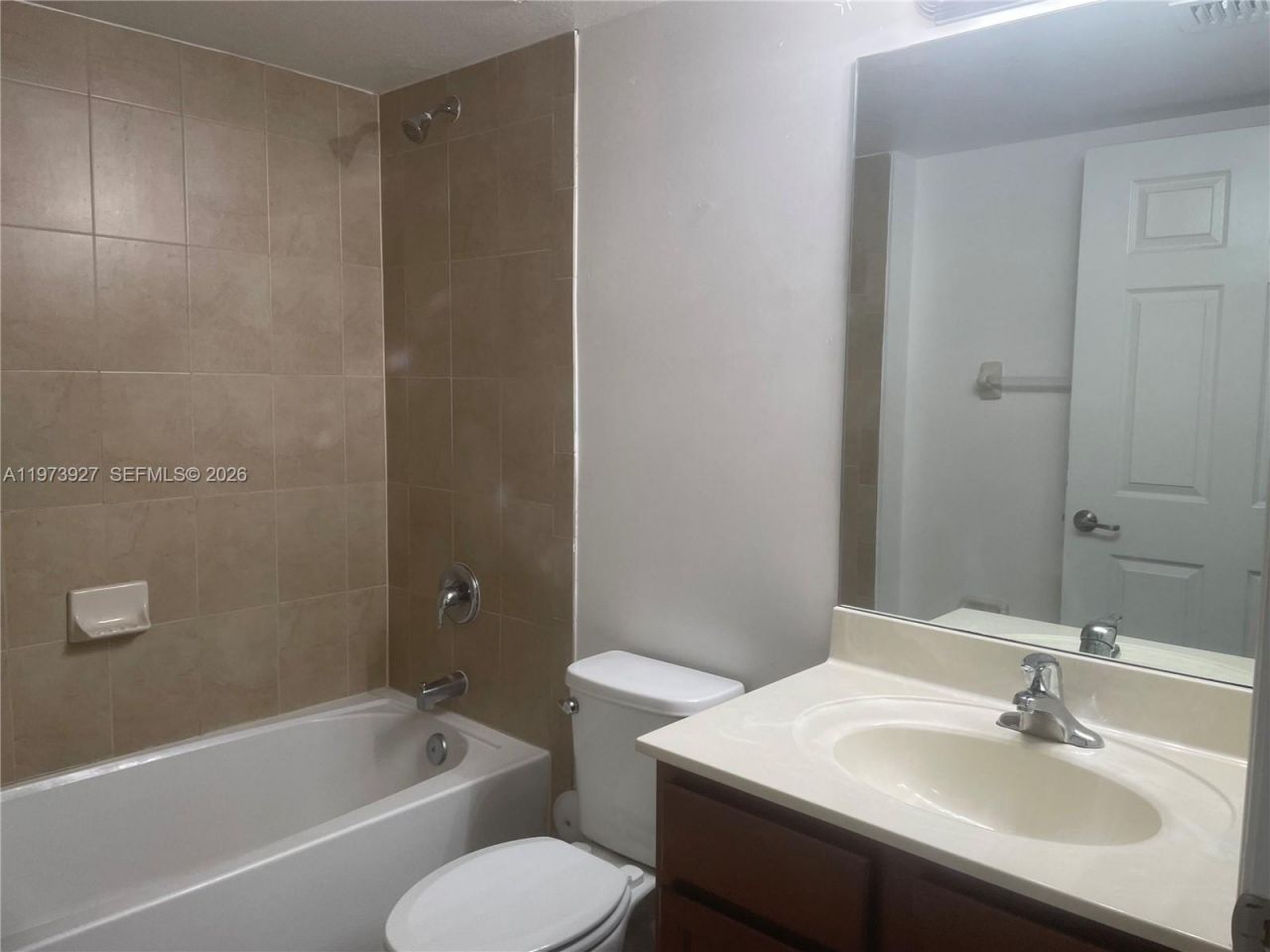 22311 SW 88th Pl , Unit 104-4, Cutler Bay, FL 33190 Photo