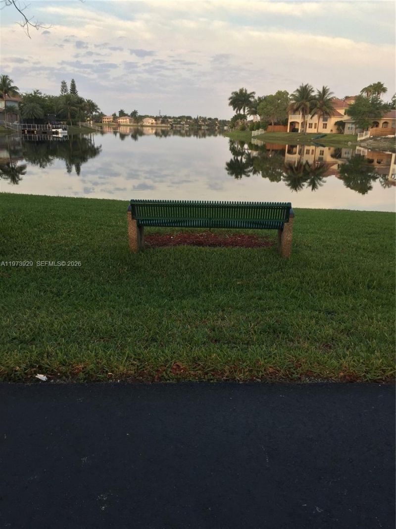 10710 NW 66th St , Unit 210, Doral, FL 33178 Photo