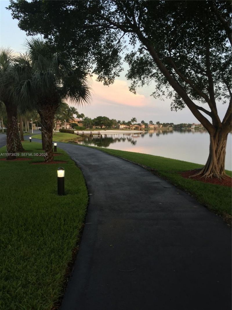 10710 NW 66th St , Unit 210, Doral, FL 33178 Photo