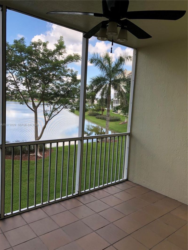 10710 NW 66th St , Unit 210, Doral, FL 33178 Photo