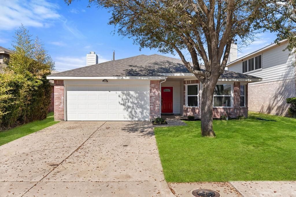 2523 Concordant Trail, Dallas, TX 75237 Main Photo