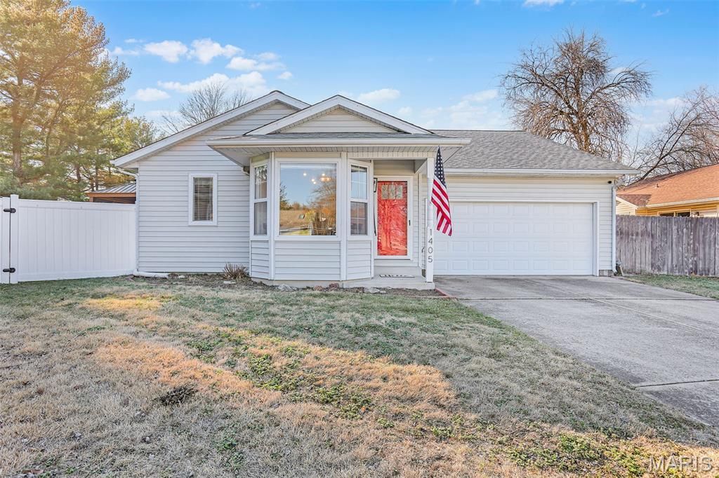 1405 Royal Oak Court, O Fallon, IL 62269 Main Photo
