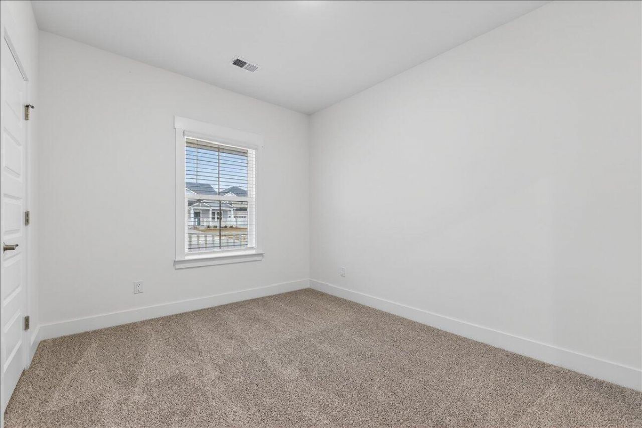 362 Calm Water Way Photo 18