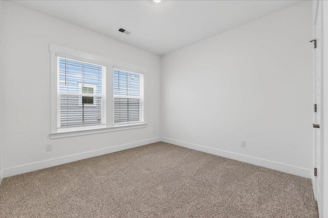 362 Calm Water Way Photo 23