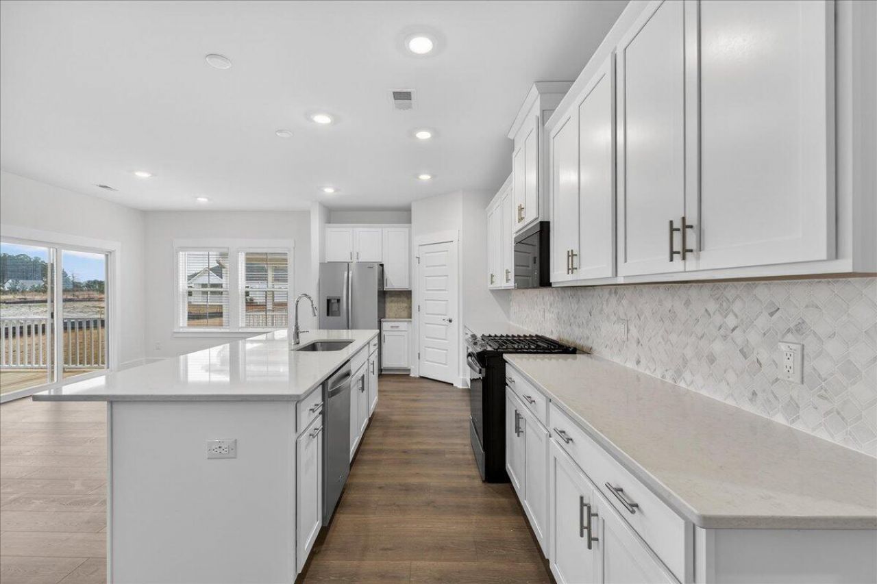 362 Calm Water Way Photo 6