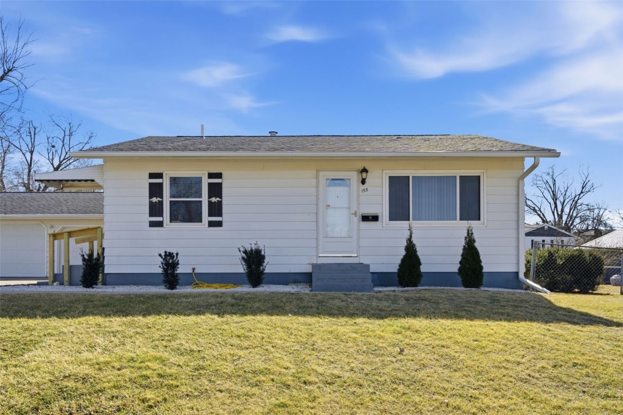 155 Oklahoma Avenue Sw, Cedar Rapids, IA 52404 Main Photo