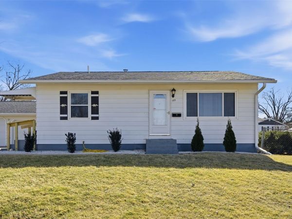 155 Oklahoma Avenue SW, Cedar Rapids, IA 52404