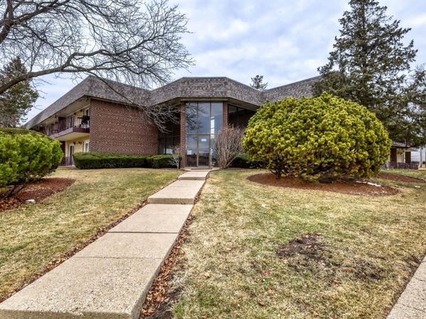 3N550 Crown Road, Unit 1, Elmhurst, IL 60126