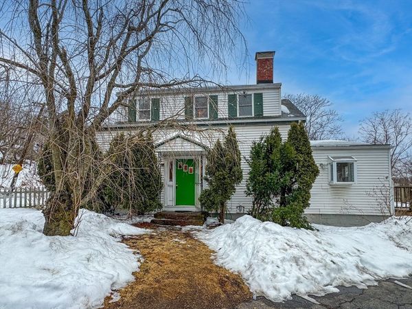 111 Mason St, Salem, MA 01970