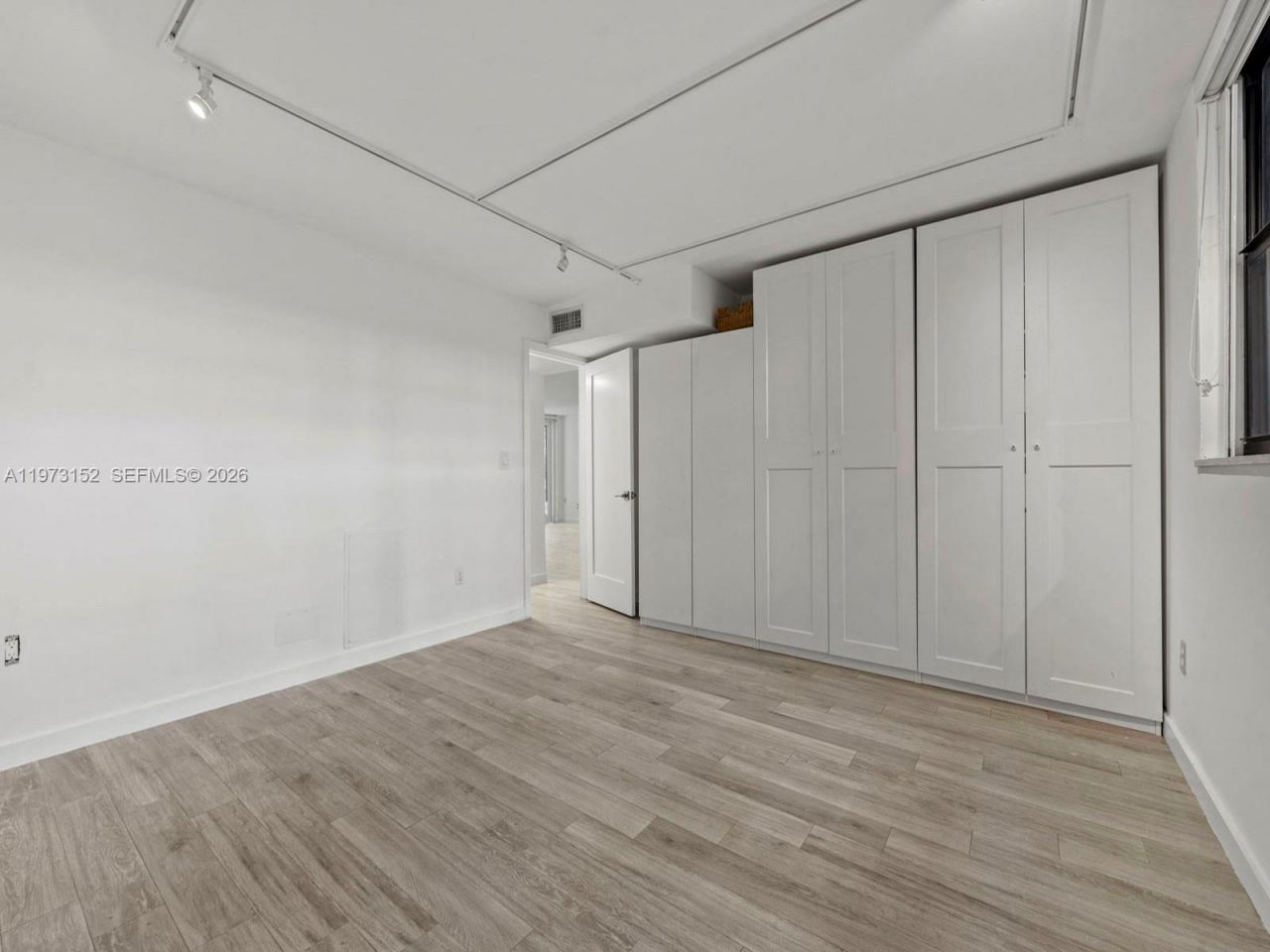 55 Ocean Lane Dr , Unit 1035, Key Biscayne, FL 33149 Photo