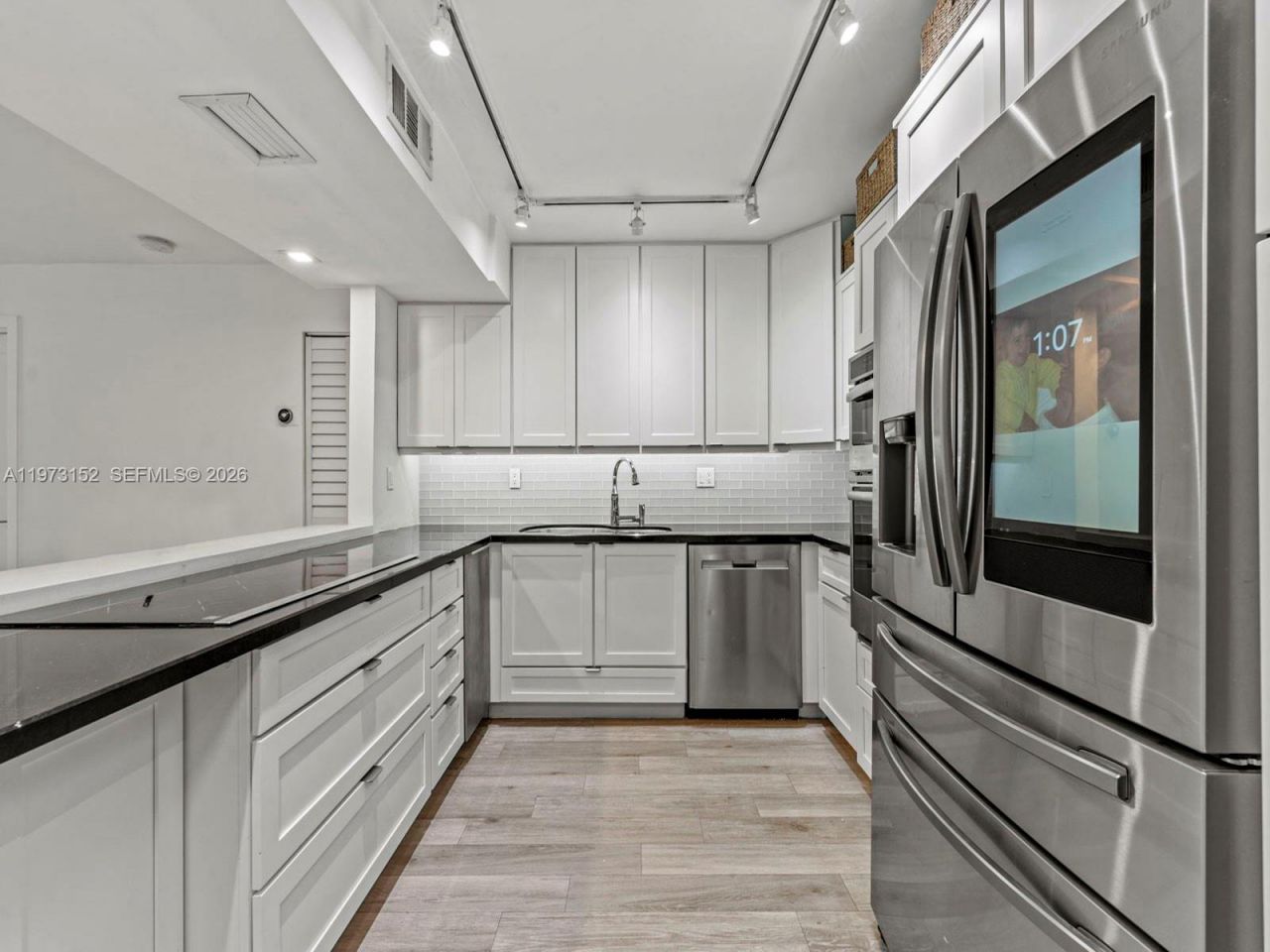 55 Ocean Lane Dr , Unit 1035, Key Biscayne, FL 33149 Photo