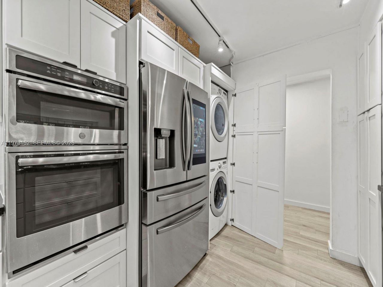 55 Ocean Lane Dr , Unit 1035, Key Biscayne, FL 33149 Photo