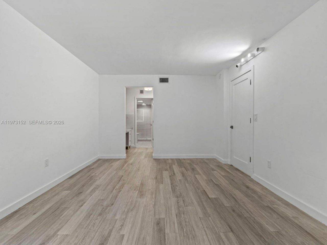 55 Ocean Lane Dr , Unit 1035, Key Biscayne, FL 33149 Photo