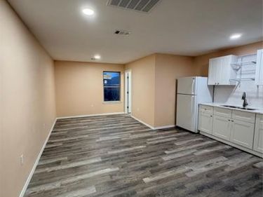 3827 Biglow Drive, Dallas, TX 75216