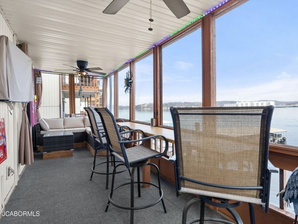 160 TARA ROAD, Lake Ozark, MO 65049