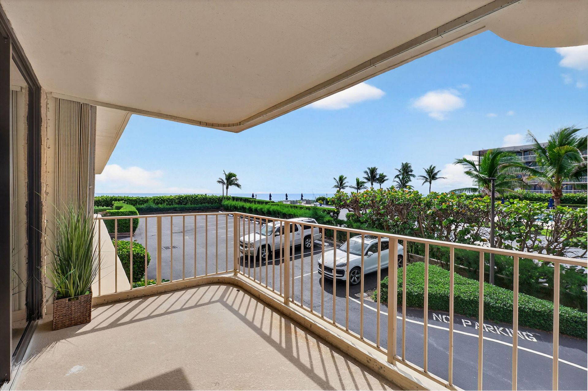 3200 S Ocean Boulevard, Unit A202, Palm Beach, FL 33480 Photo