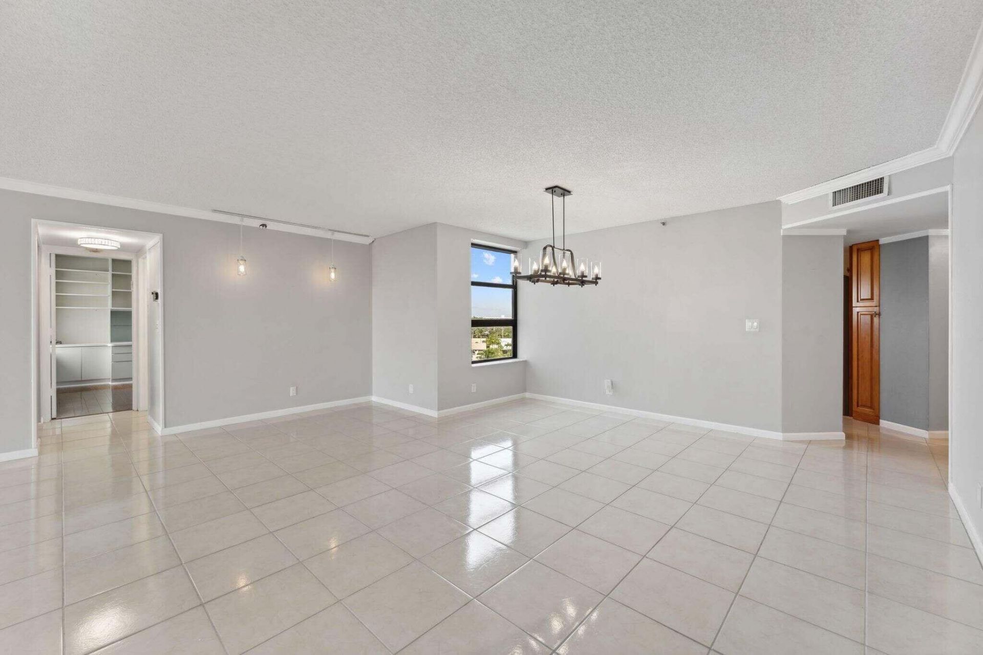 6372 La Costa Drive, Unit 705, Boca Raton, FL 33433 Photo