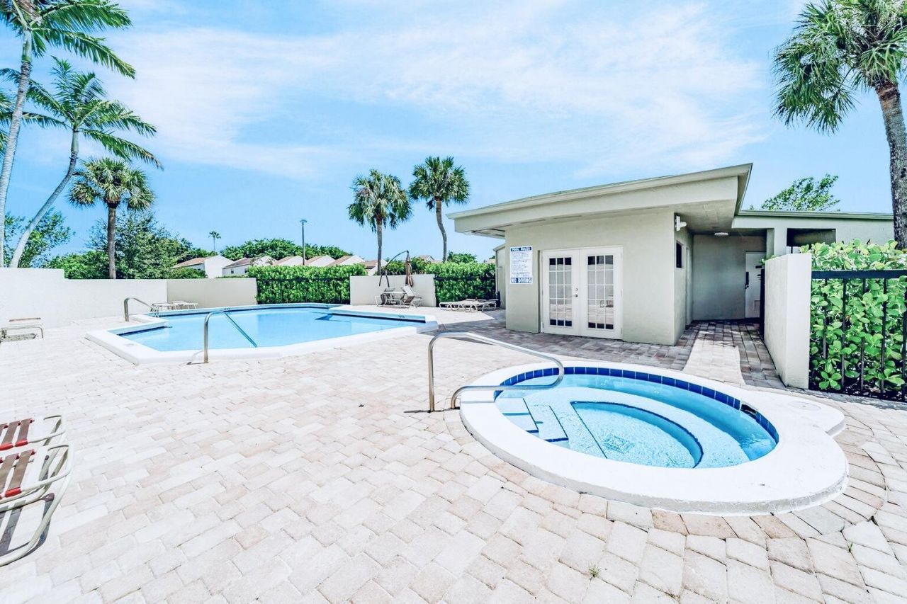 6372 La Costa Drive, Unit 705, Boca Raton, FL 33433 Photo
