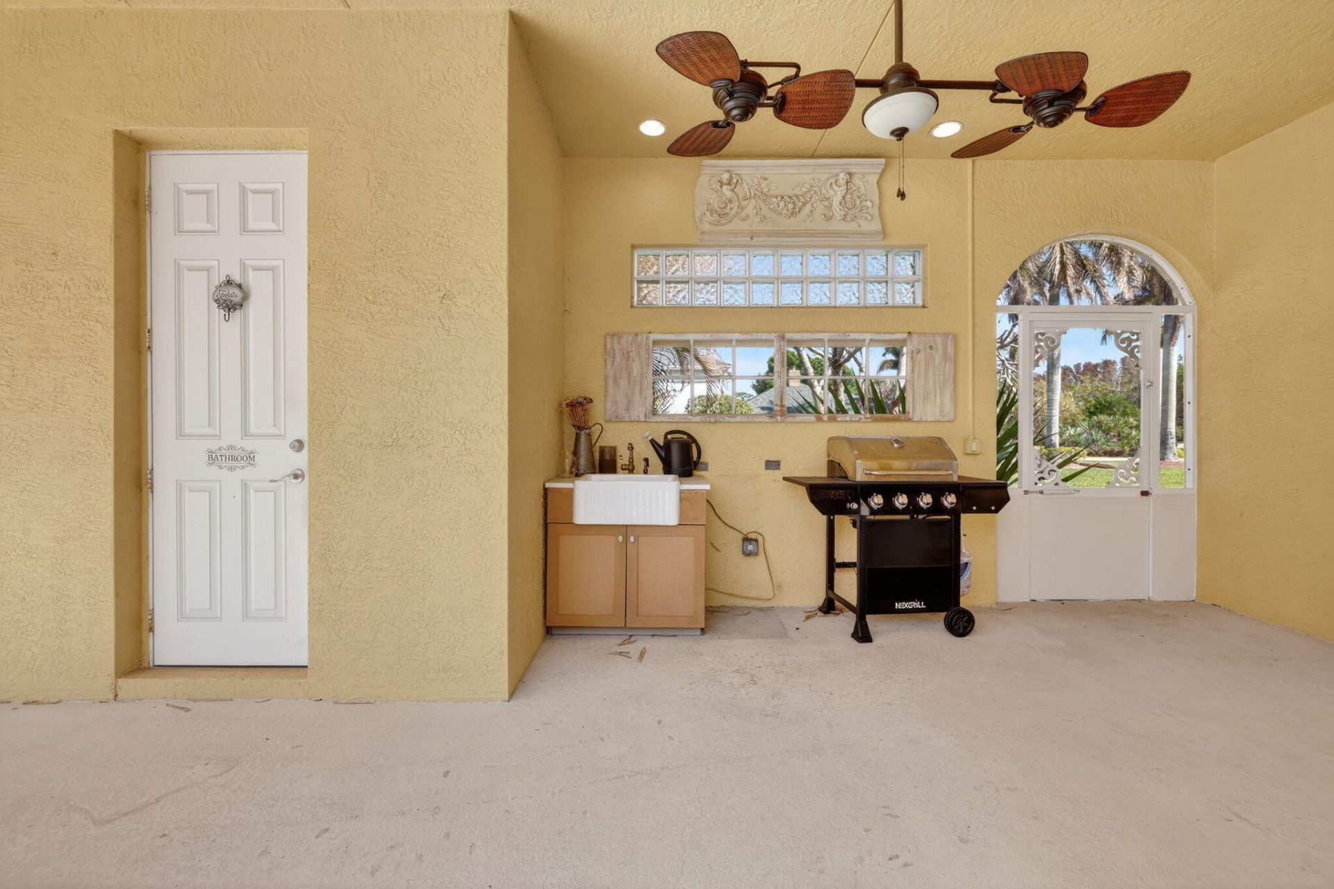 461 SE Pine Road, Port Saint Lucie, FL 34984 Photo