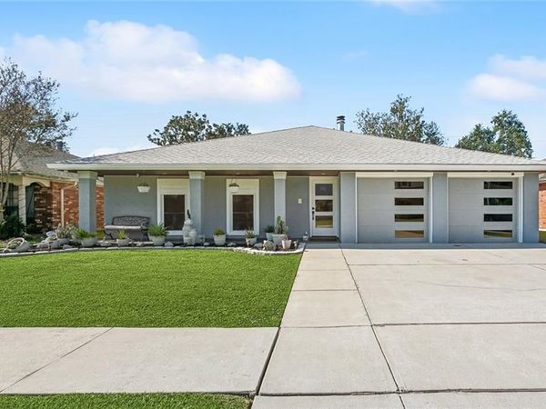 13 ECHEZEAUX Drive , Kenner, LA 70065