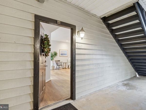 12155 PENDERVIEW TERRACE, Unit 804, FAIRFAX, VA 22033